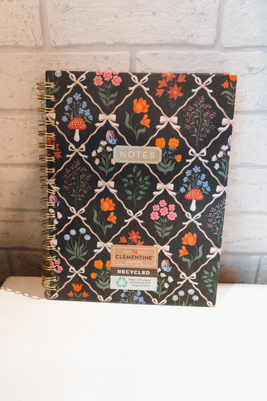 Cuaderno rayas negro con flores